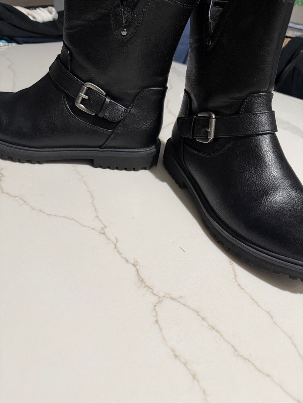 Women’s Black Leather Buckle Mid-Calf Boots - Classic Riding Style